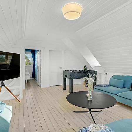 Stunning In With Wifi Blavand