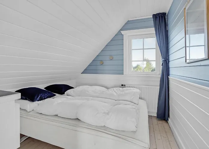 Feriehus Stunning In With Wifi Blåvand