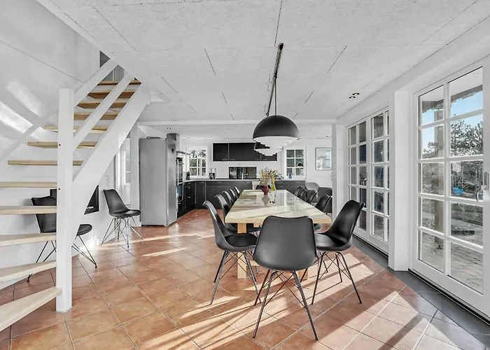 Feriehus Stunning In With Wifi